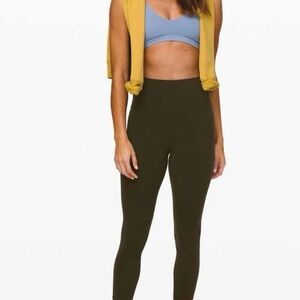 Lululemon Align Crop 21”
Dark Olive green